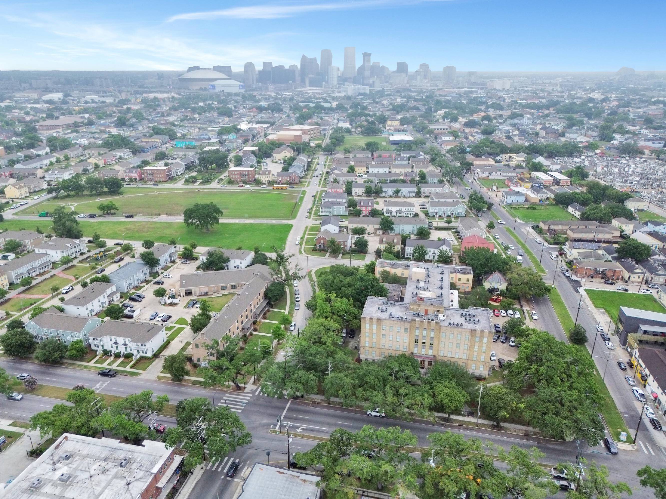 Commercial Property for Sale in New Orleans Louisiana 70115